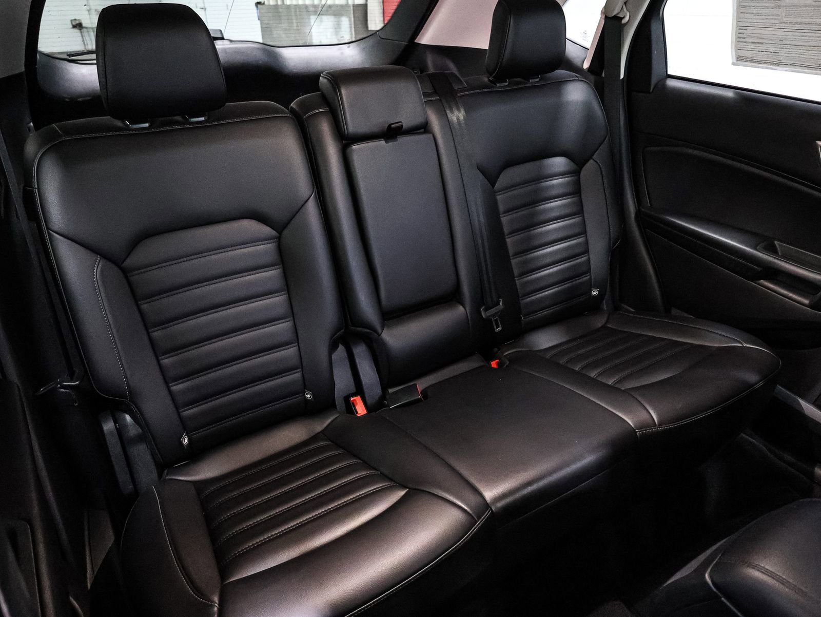 Used 2022 Ford Edge SEL image 24