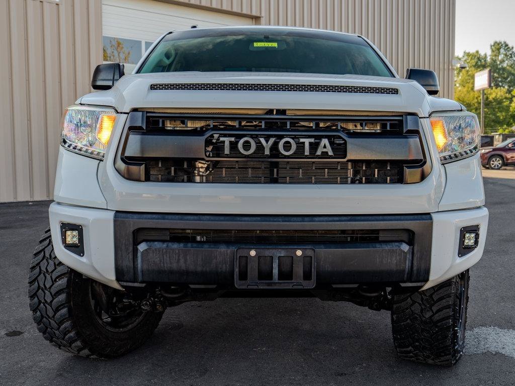 Used 2017 Toyota Tundra SR5 w/ SR5 Upgrade Package AWD/4WD image 6