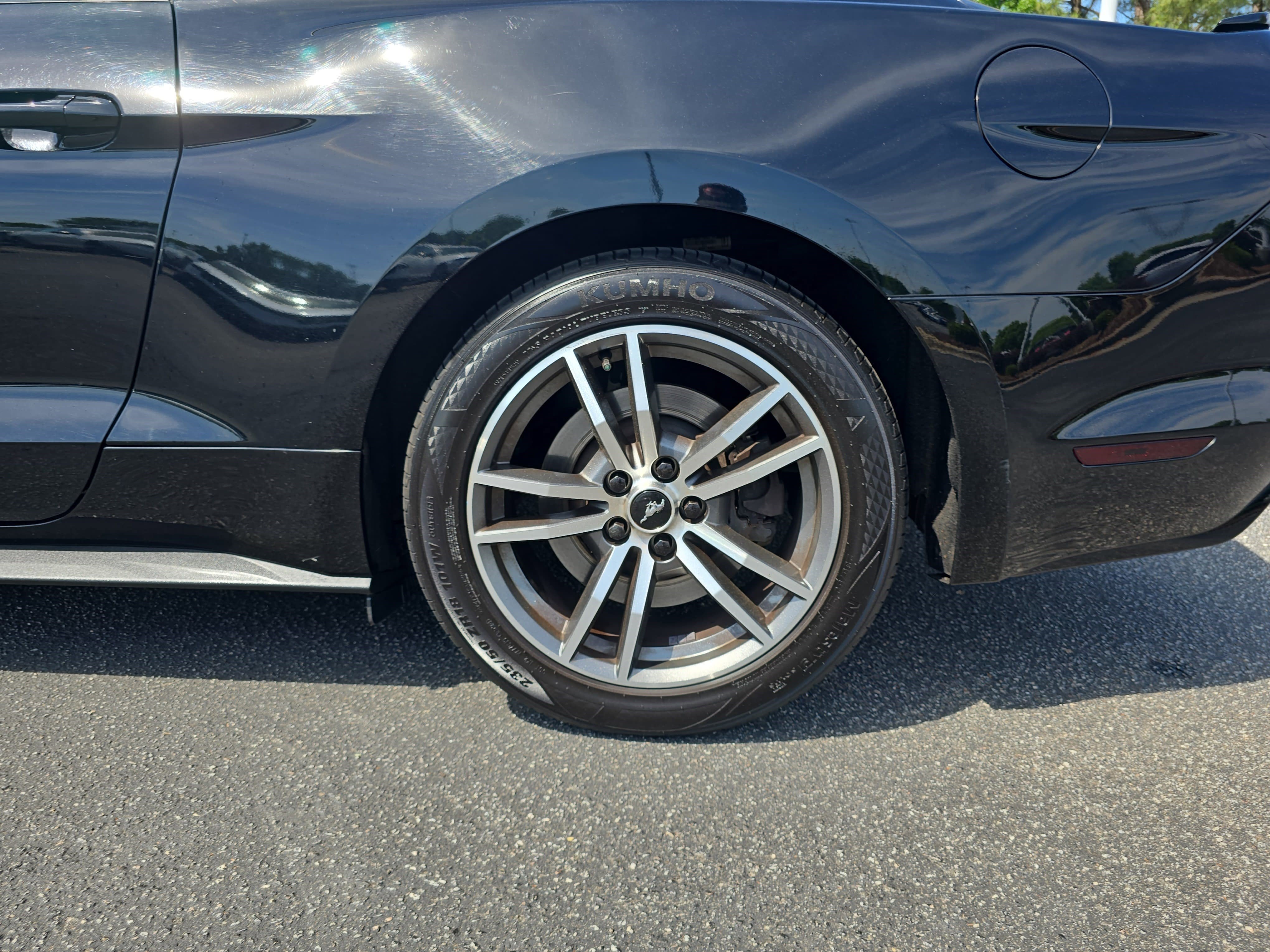 Used 2015 Ford Mustang GT RWD image 34