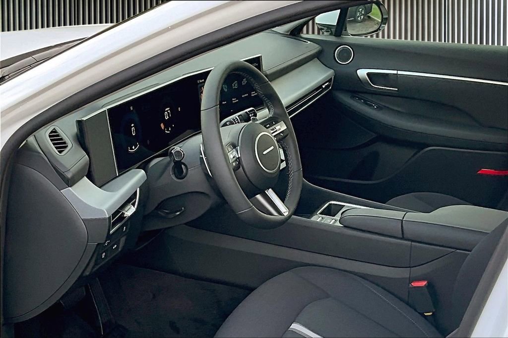 New 2026 Hyundai Sonata SEL FWD image 7