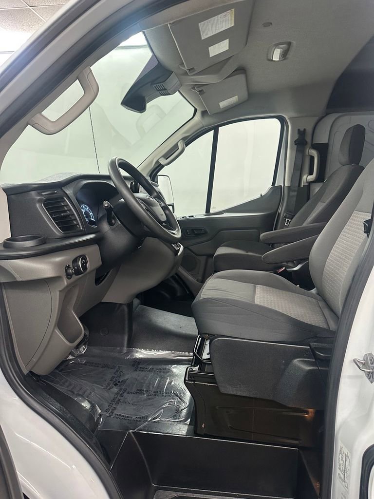 Used 2020 Ford Transit 250 Low Roof image 11