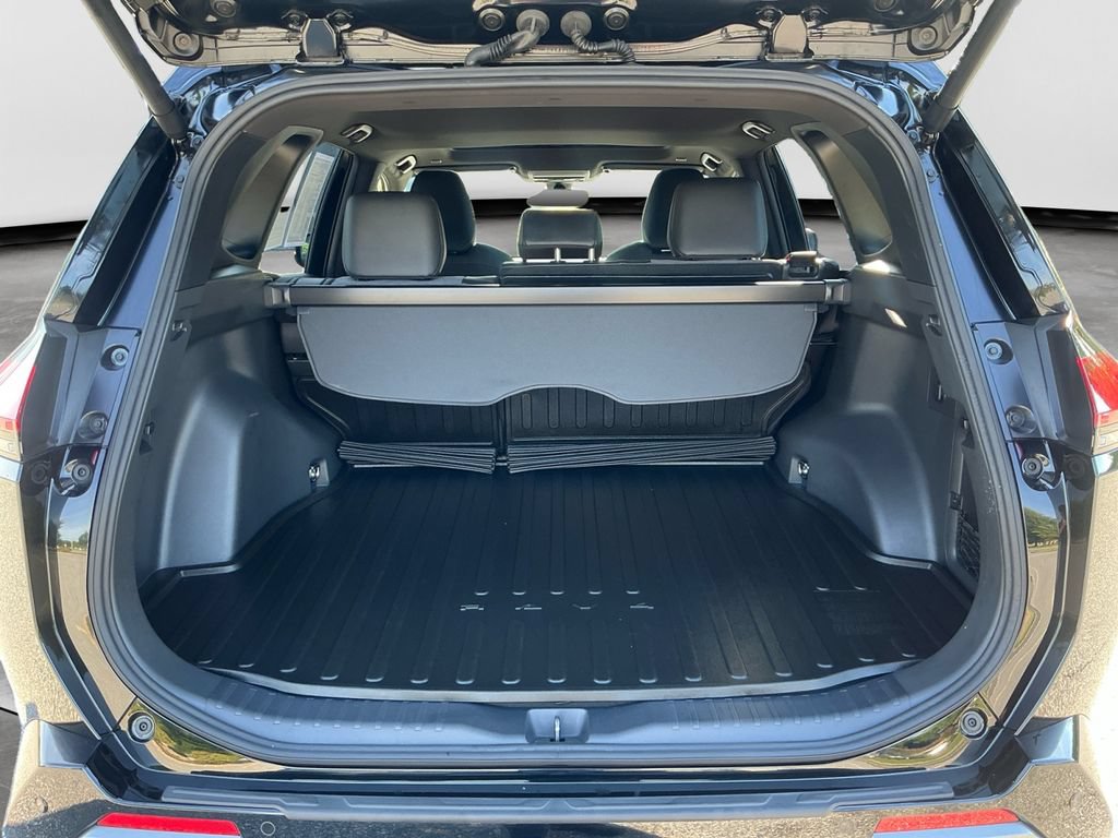 Certified 2026 Toyota RAV4 XSE w/ Weather Package AWD/4WD image 18