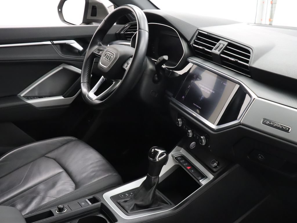 Used 2020 Audi Q3 2.0T Premium AWD/4WD image 32