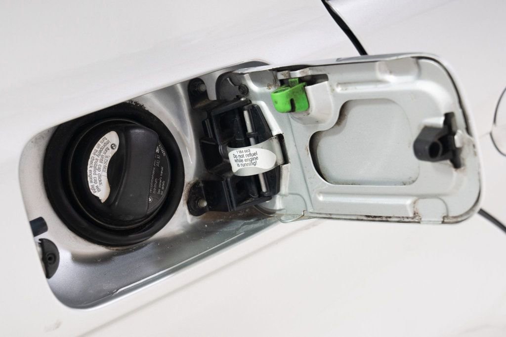 Used 2000 BMW 540i Sedan image 32