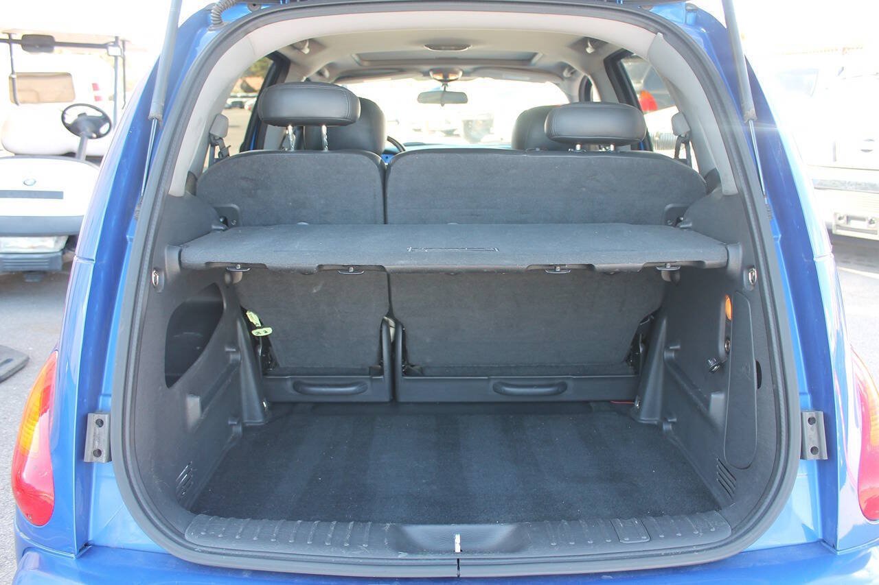 Used 2004 Chrysler PT Cruiser Limited FWD image 26