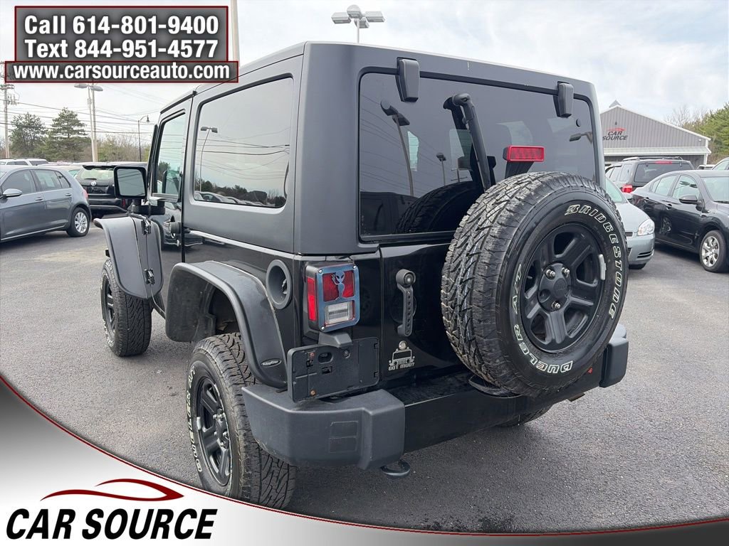 Used 2018 Jeep Wrangler Sahara w/ Connectivity Group image 10
