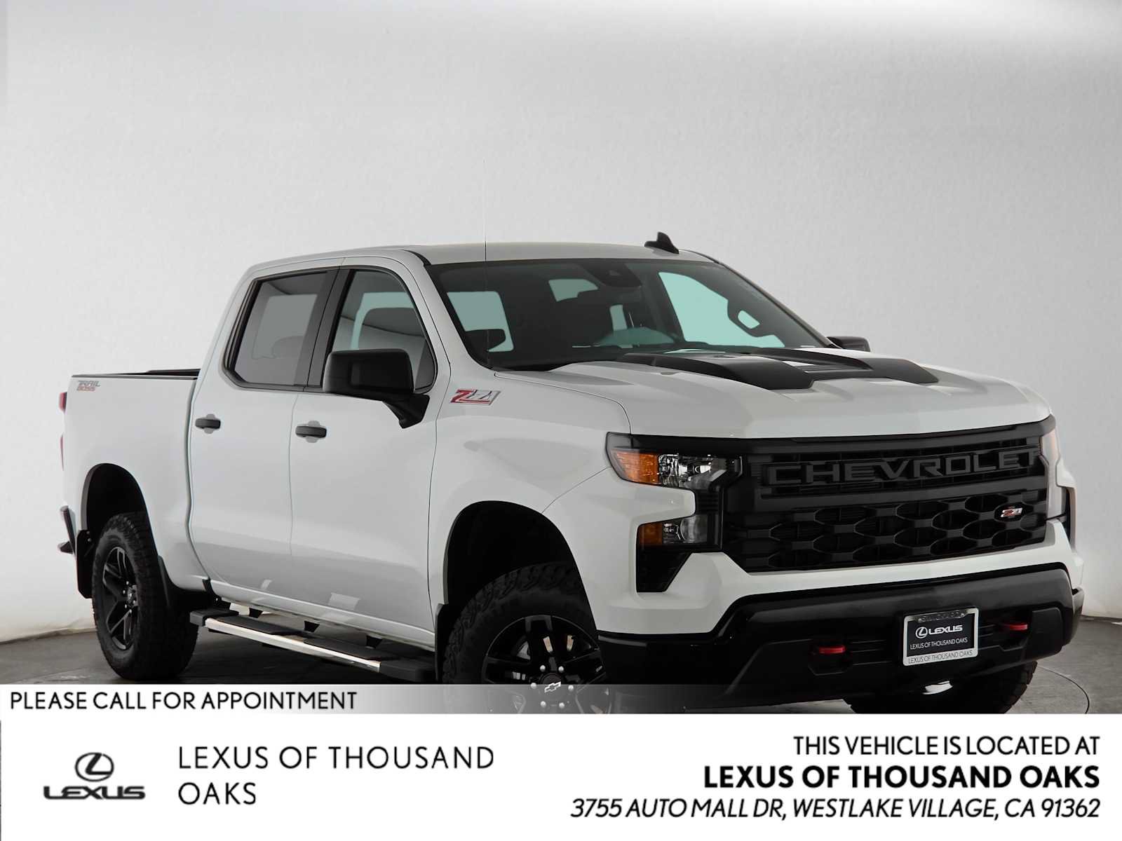 Used 2025 Chevrolet Silverado 1500 Custom Trail Boss AWD/4WD image 1