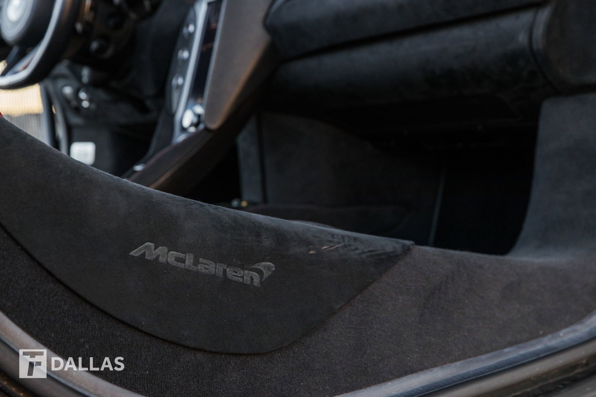 Used 2024 McLaren 750S Spider image 30