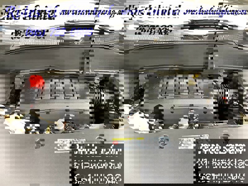 Used 2013 GMC Acadia SLE image 32