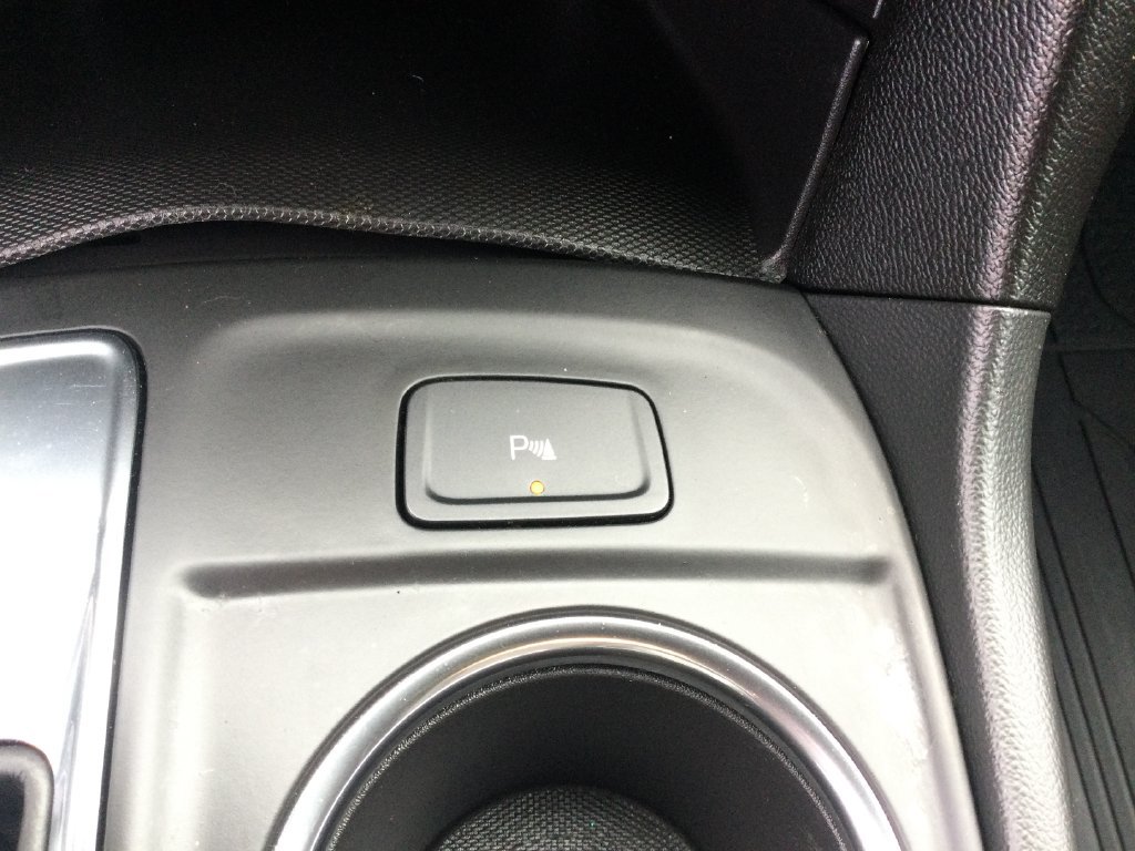 Used 2024 Chevrolet Equinox LT w/ LPO, Floor Liner Package FWD image 26