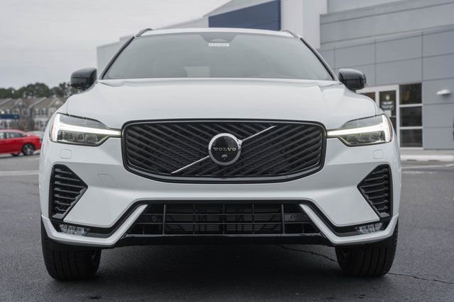 New 2026 Volvo XC60 B5 Plus w/ Protection Package Premier image 2