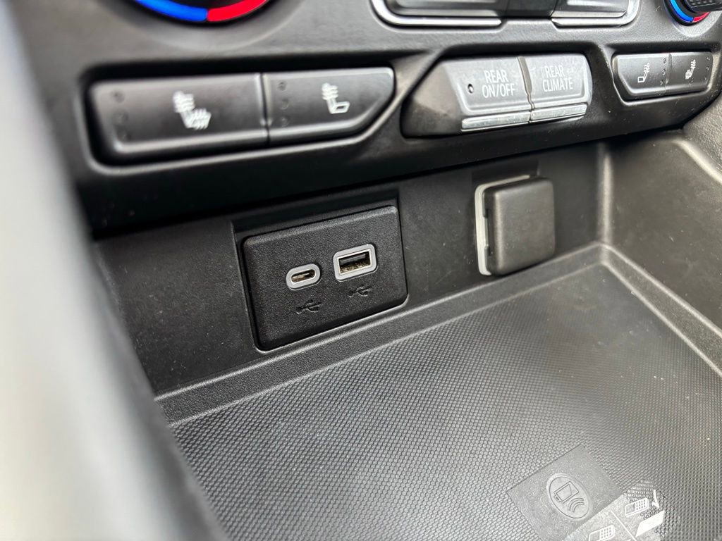 Used 2021 Chevrolet Tahoe Z71 image 32