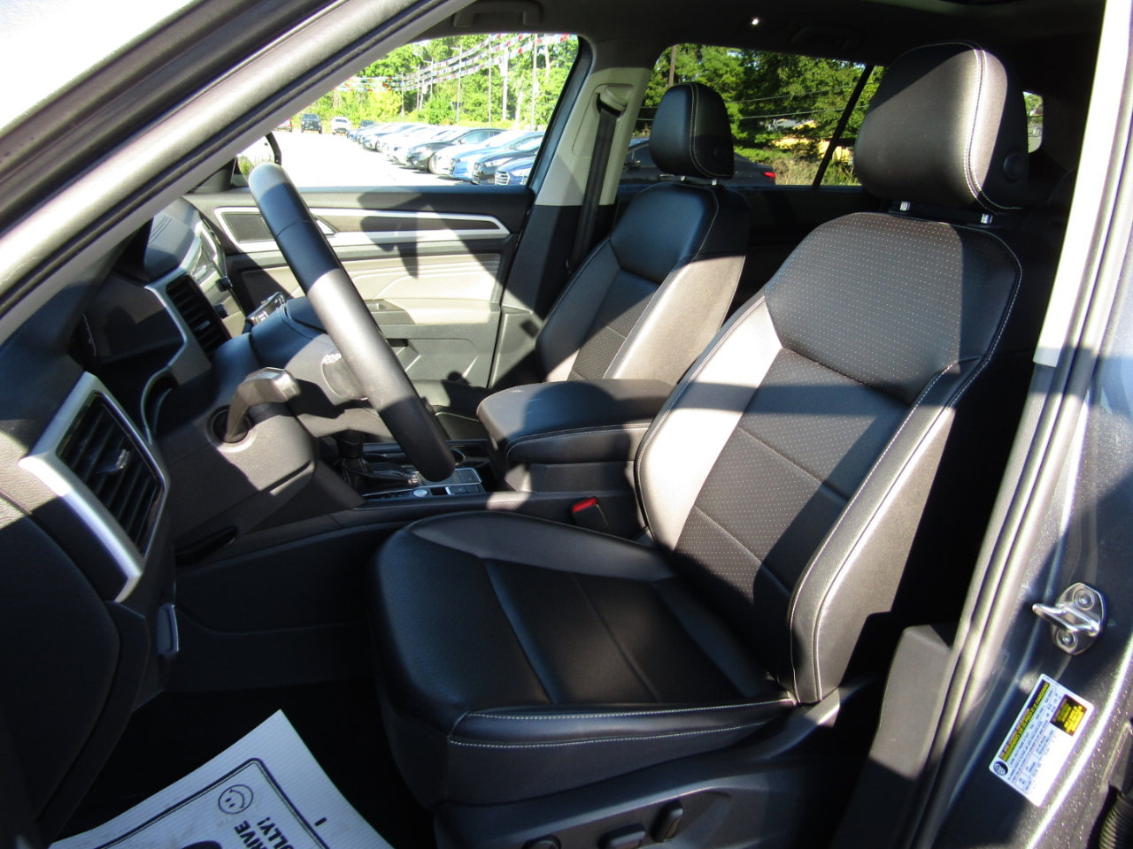 Used 2022 Volkswagen Atlas SE image 19