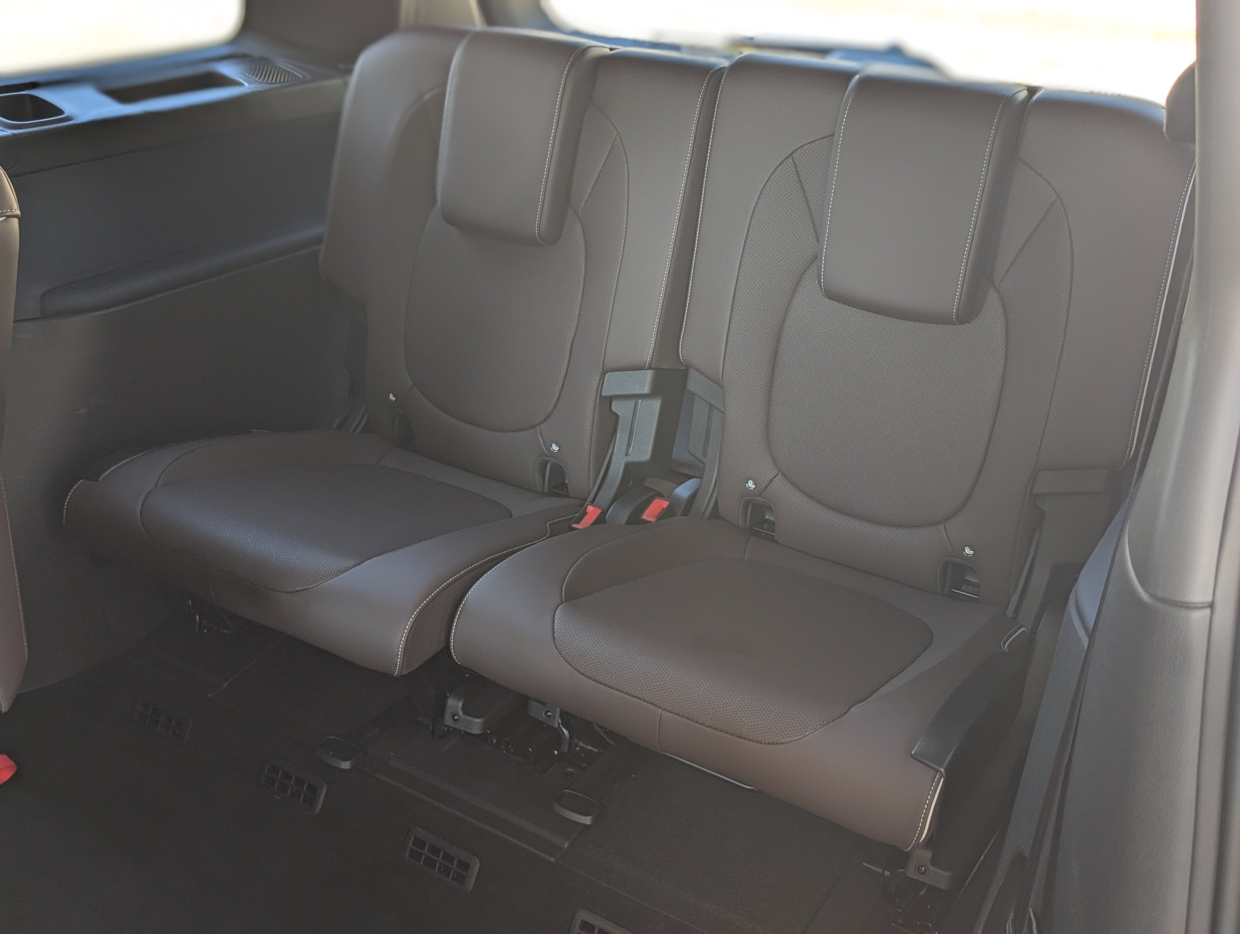Used 2025 Volkswagen ID. Buzz Pro S Plus RWD image 18