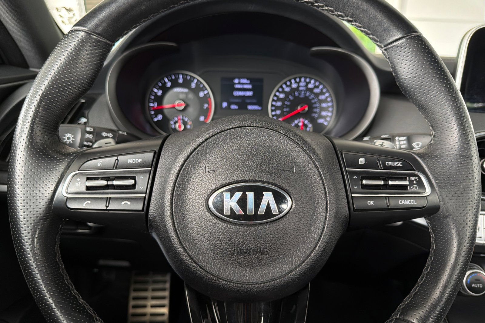 Used 2019 Kia Stinger GT RWD image 25