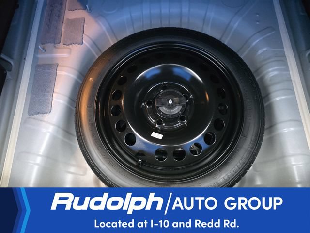 Used 2025 Chevrolet Trax LT FWD image 25