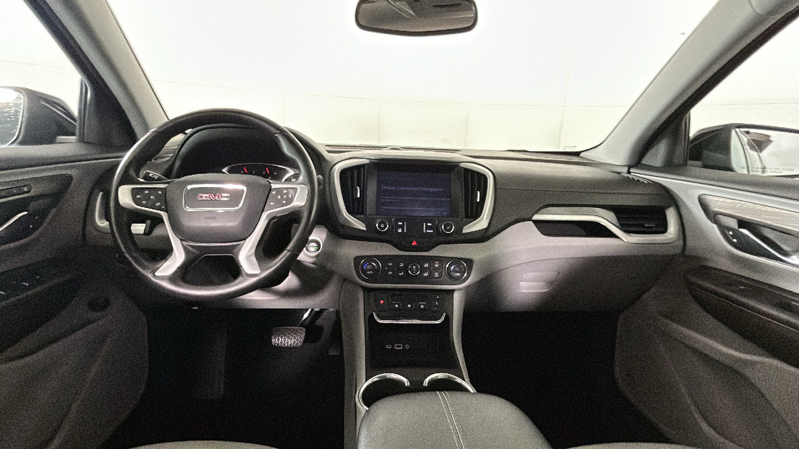 Used 2020 GMC Terrain SLT w/ Preferred Package AWD/4WD image 33