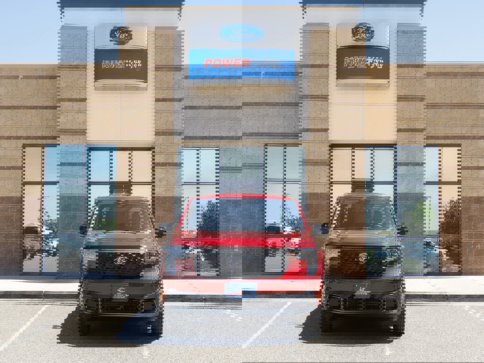 New 2026 Ford Maverick XLT AWD/4WD image 3