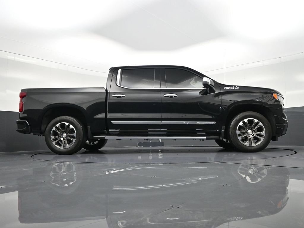 Used 2024 Chevrolet Silverado 1500 High Country RWD image 31