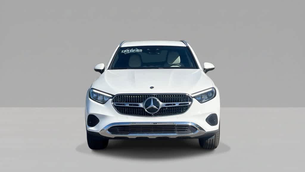 Certified 2025 Mercedes-Benz GLC 350e 4MATIC image 3