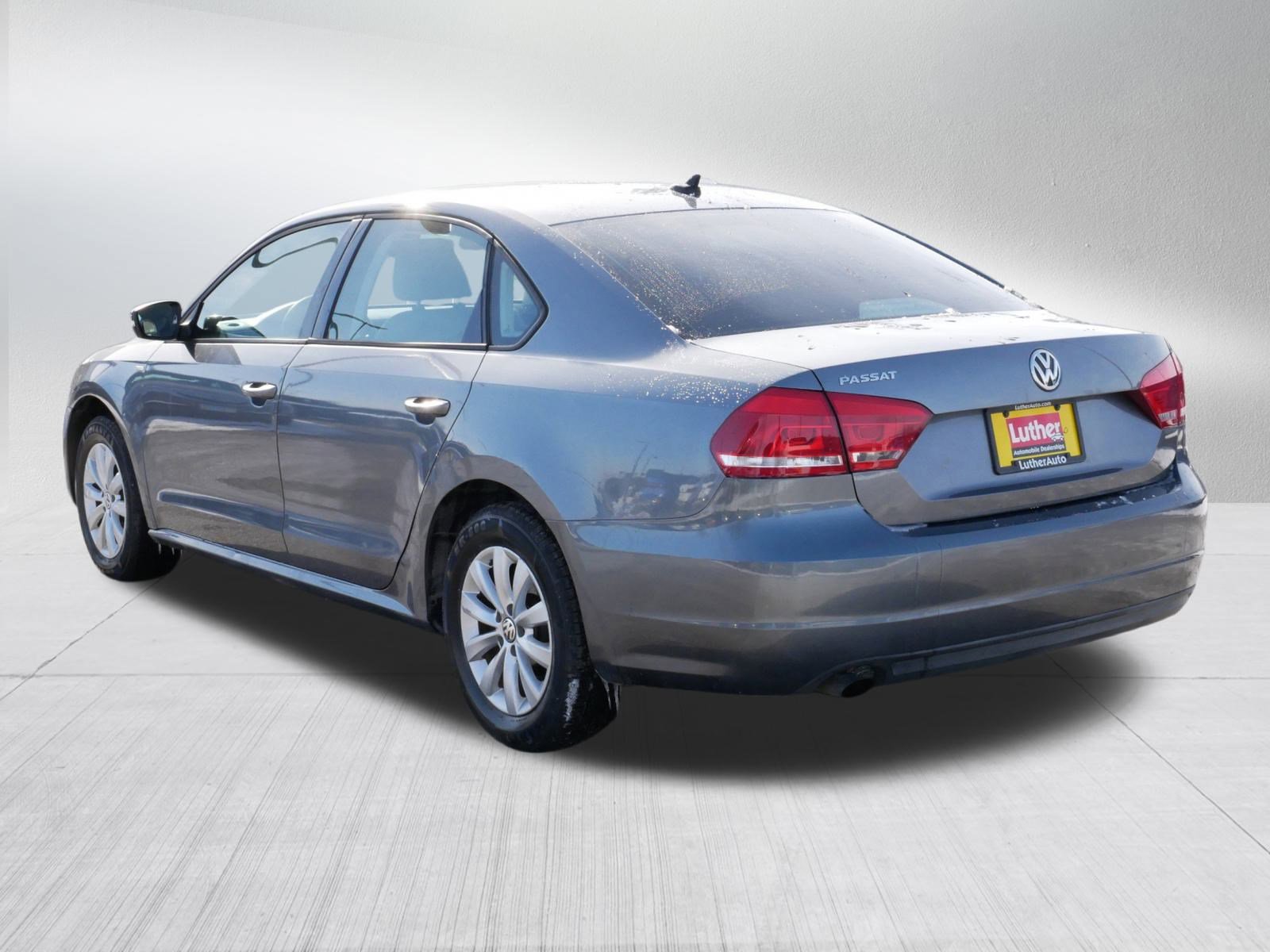 Used 2013 Volkswagen Passat Wolfsburg Edition image 5