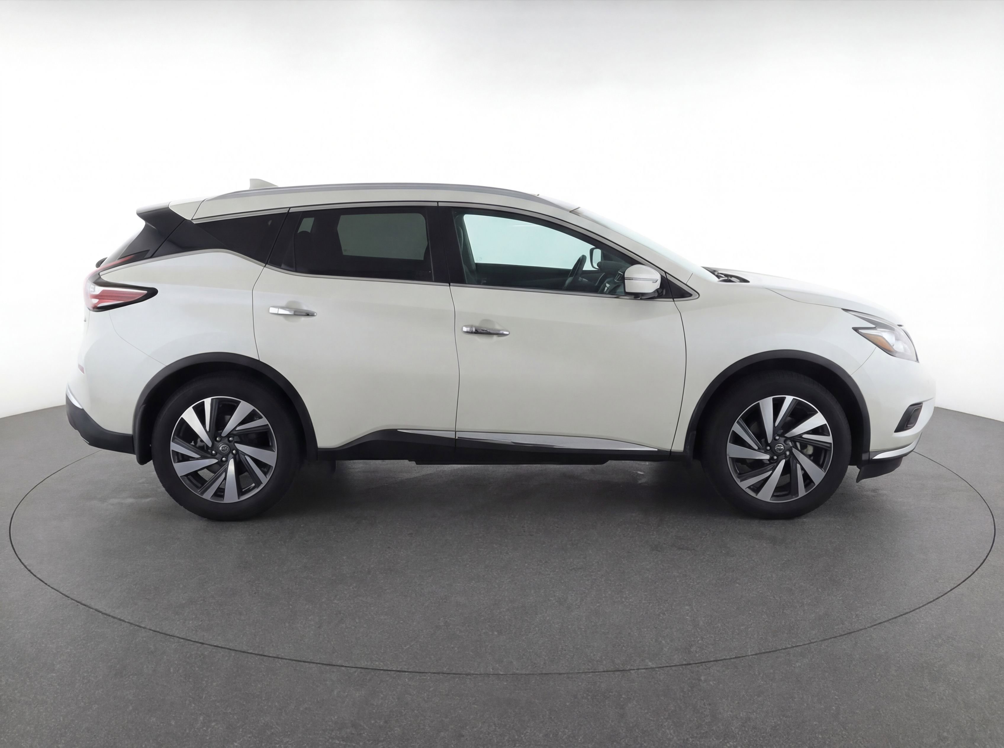 Used 2017 Nissan Murano Platinum w/ Platinum Technology Package image 8