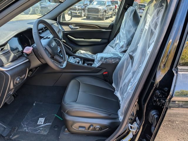 New 2026 Jeep Grand Cherokee Limited AWD/4WD image 9