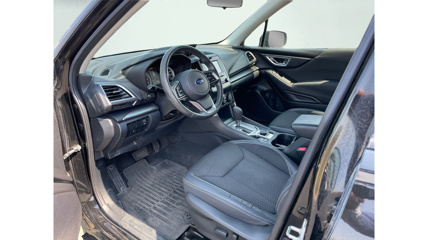Used 2019 Subaru Forester Premium AWD/4WD image 9