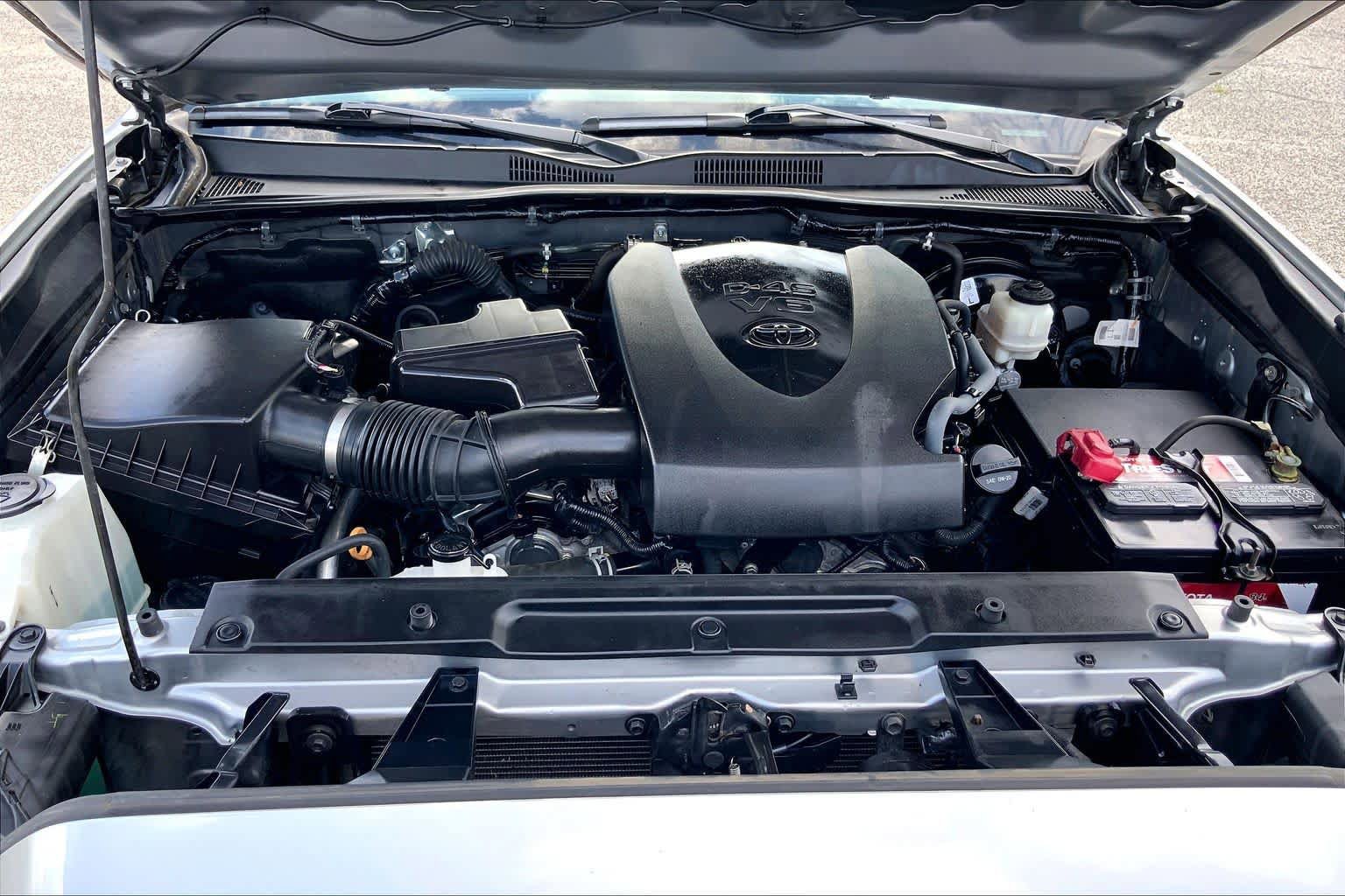 Used 2021 Toyota Tacoma TRD Sport w/ Technology Package RWD image 31
