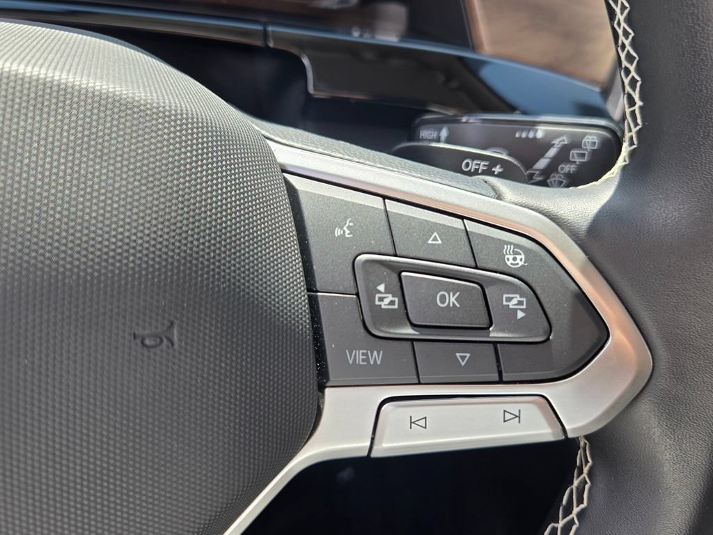 Certified 2026 Volkswagen Atlas SE FWD image 28