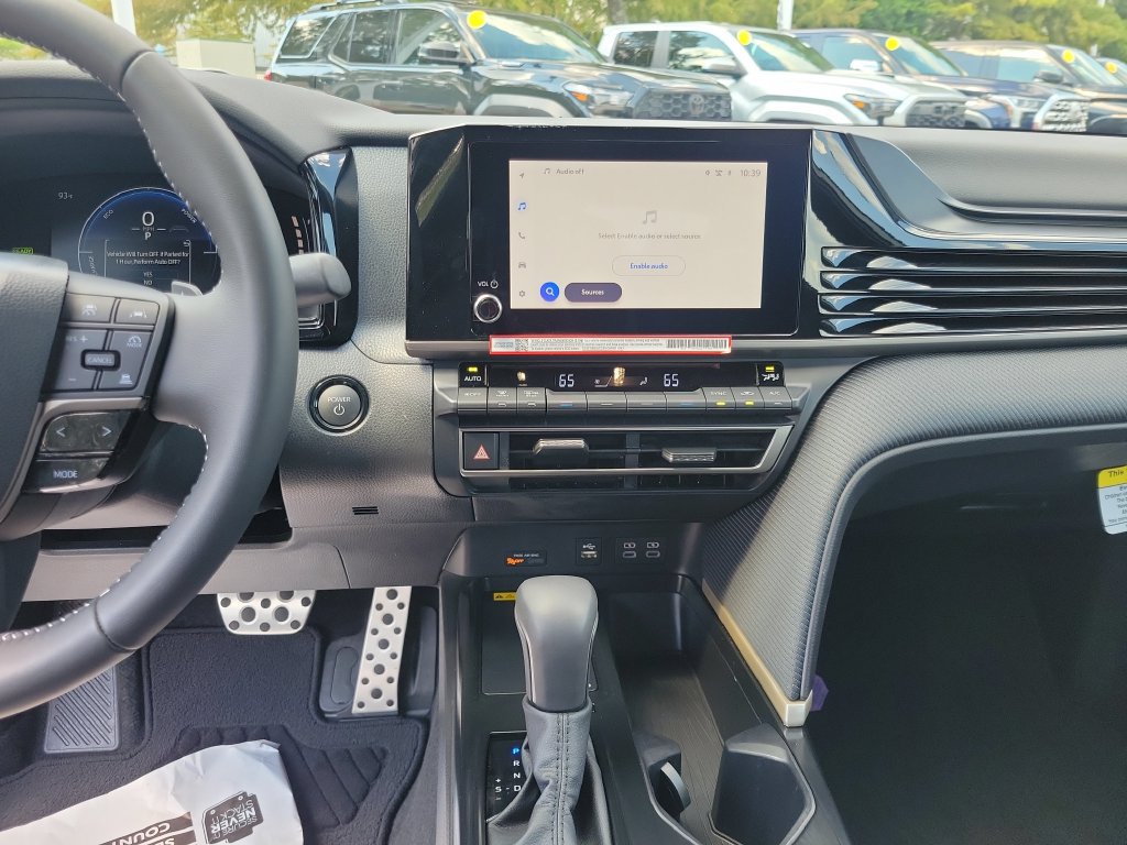 Used 2026 Toyota Camry SE w/ Convenience Package FWD image 24