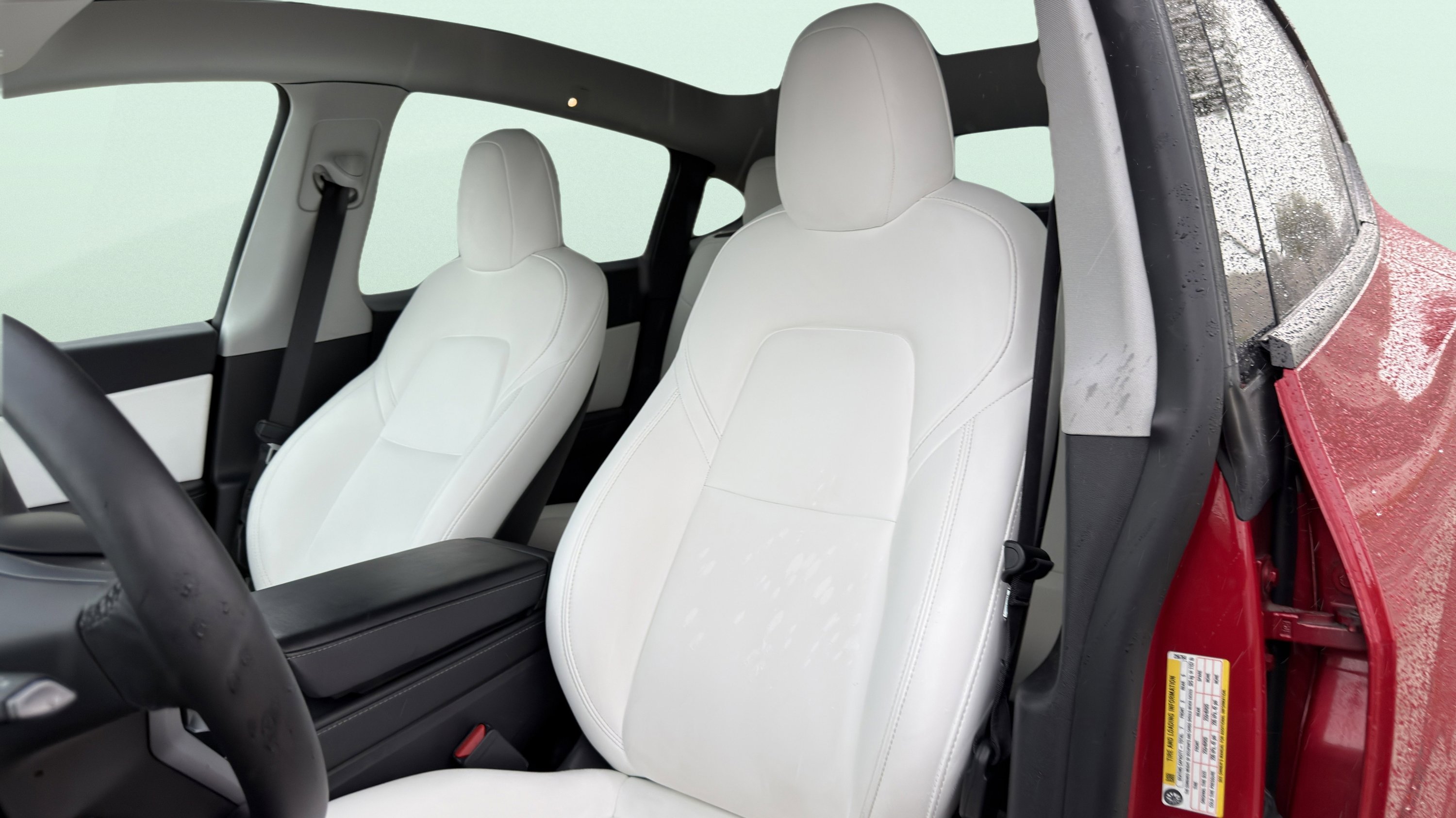 Used 2021 Tesla Model Y Long Range image 18