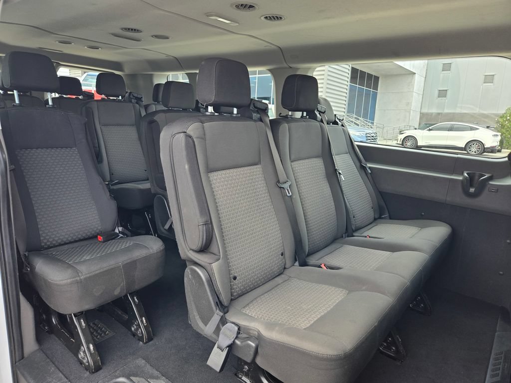 Used 2023 Ford Transit 350 XLT RWD image 12