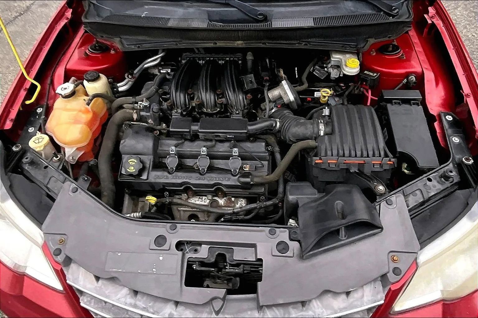 Used 2010 Chrysler Sebring Touring w/ Special Touring Group image 8