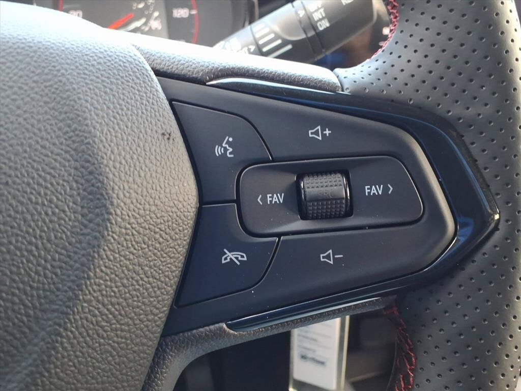 New 2026 Chevrolet Trax RS w/ Driver Confidence Package FWD image 24