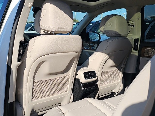 New 2026 Mercedes-Benz GLS 450 4MATIC image 15