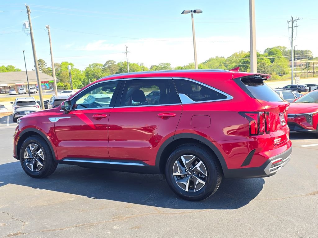 Certified 2023 Kia Sorento EX image 5