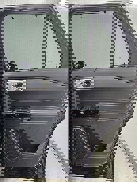 Used 2021 Ford Explorer Platinum w/ Equipment Group 601A image 32