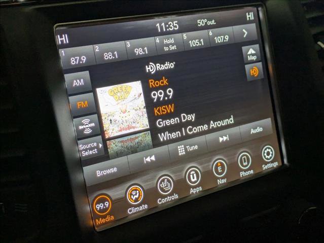 Used 2018 Jeep Grand Cherokee Altitude image 13