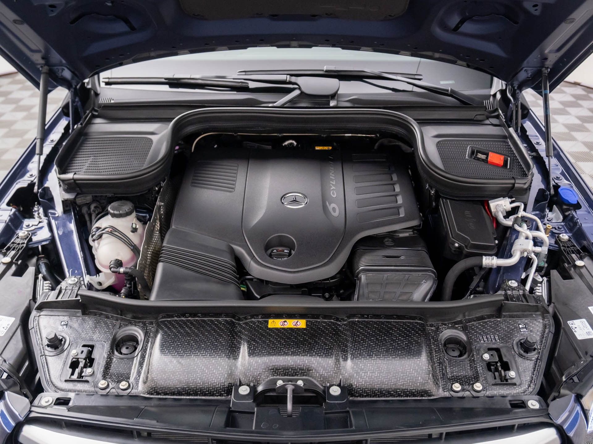 New 2026 Mercedes-Benz GLS 450 4MATIC image 37