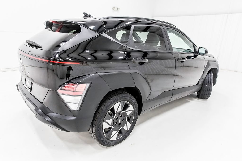 Used 2024 Hyundai Kona SEL FWD image 7