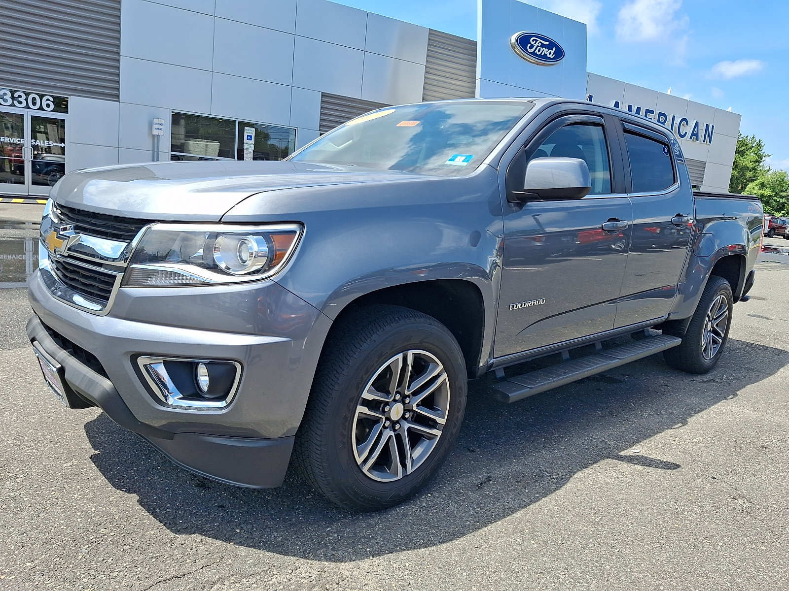 Used 2020 Chevrolet Colorado LT w/ Luxury Package AWD/4WD image 5