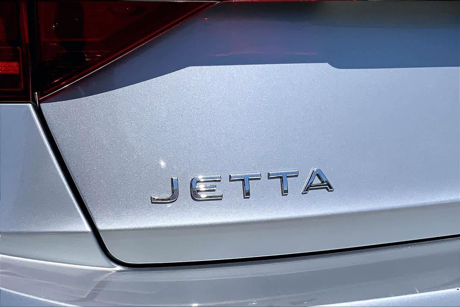 Used 2024 Volkswagen Jetta Sport FWD image 32