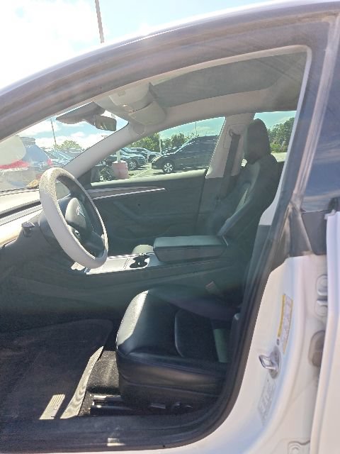Used 2022 Tesla Model 3 Long Range AWD/4WD image 12