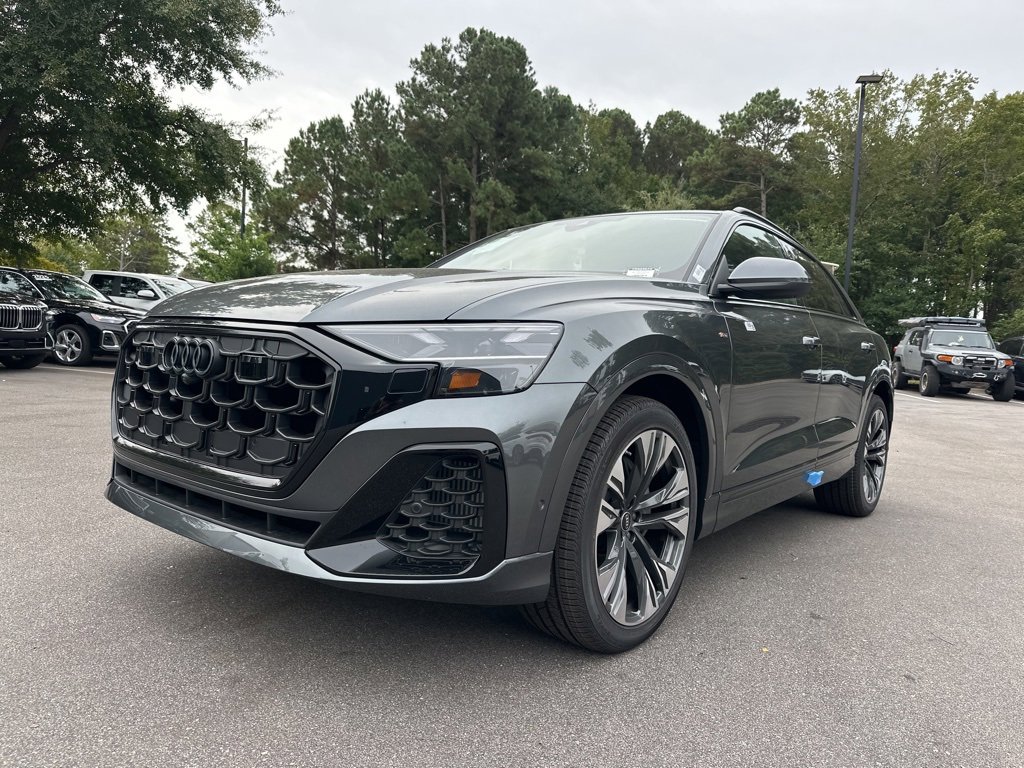 New 2026 Audi Q8 Premium Plus