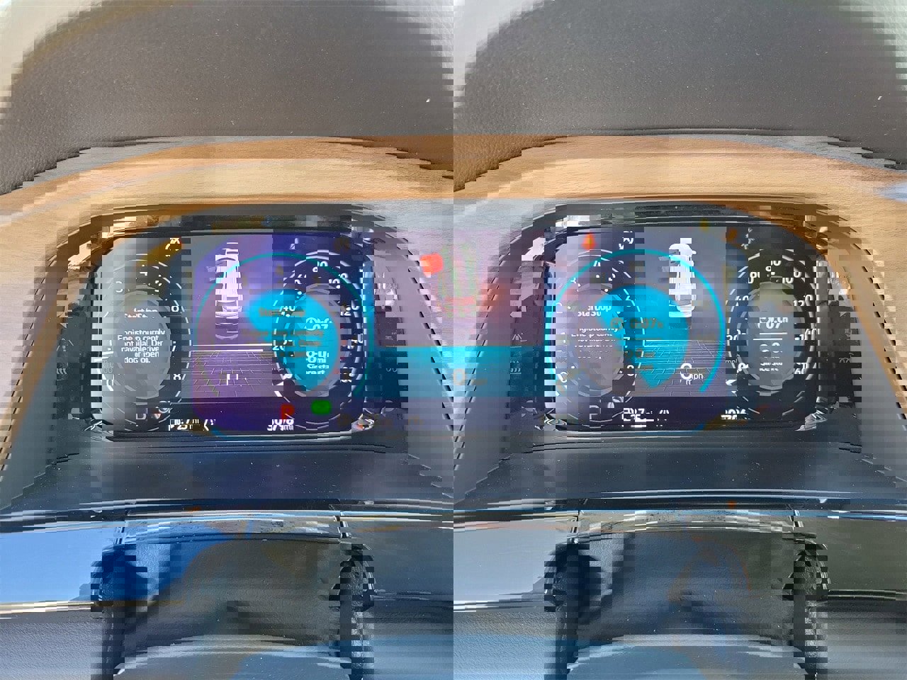 Used 2025 Volkswagen Atlas SE image 22