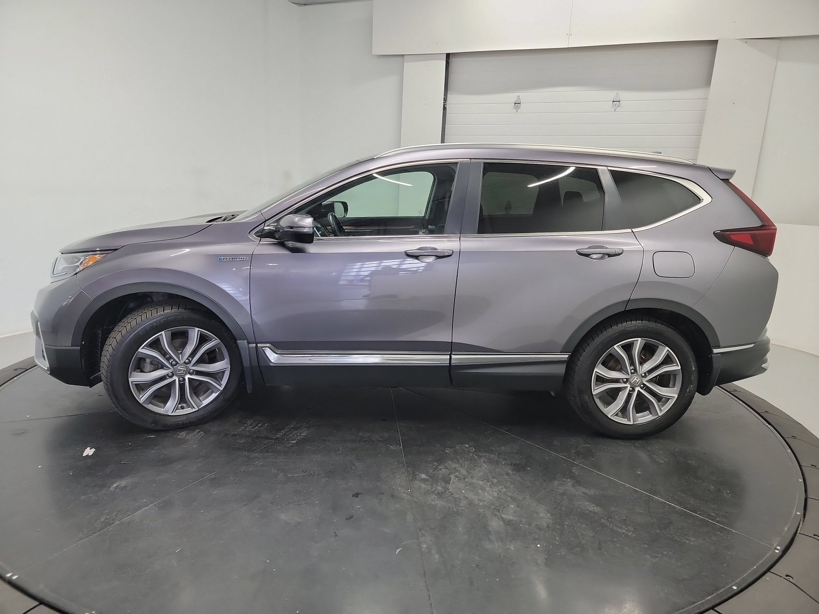 Used 2020 Honda CR-V Touring image 4