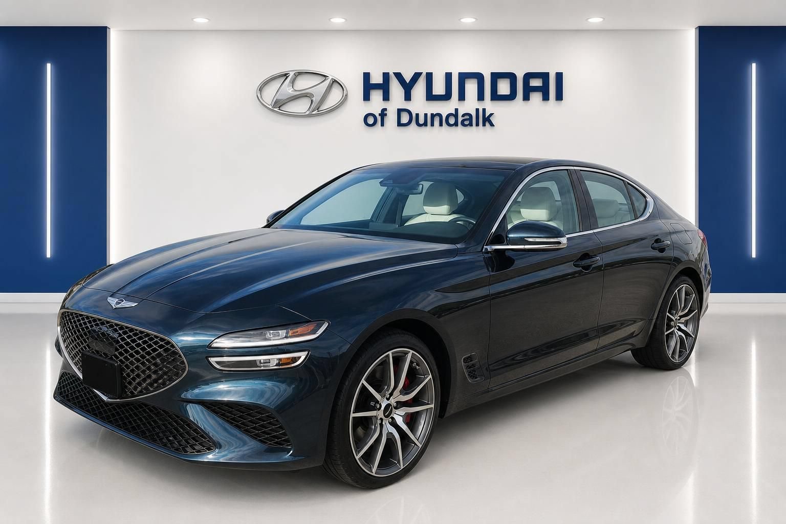 Used 2025 Genesis G70 2.5T AWD/4WD image 3