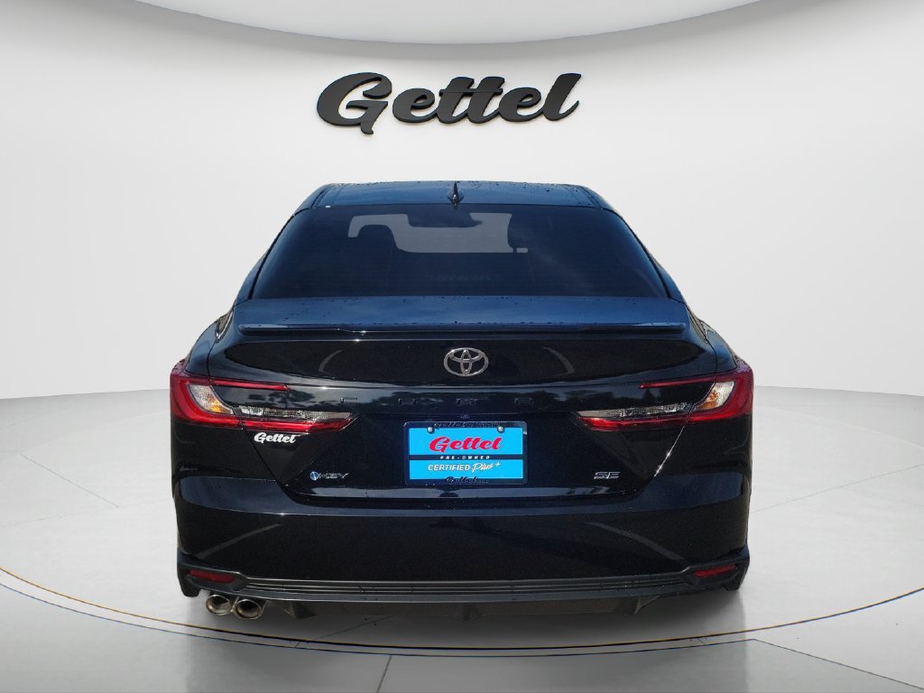 Used 2026 Toyota Camry SE FWD image 6