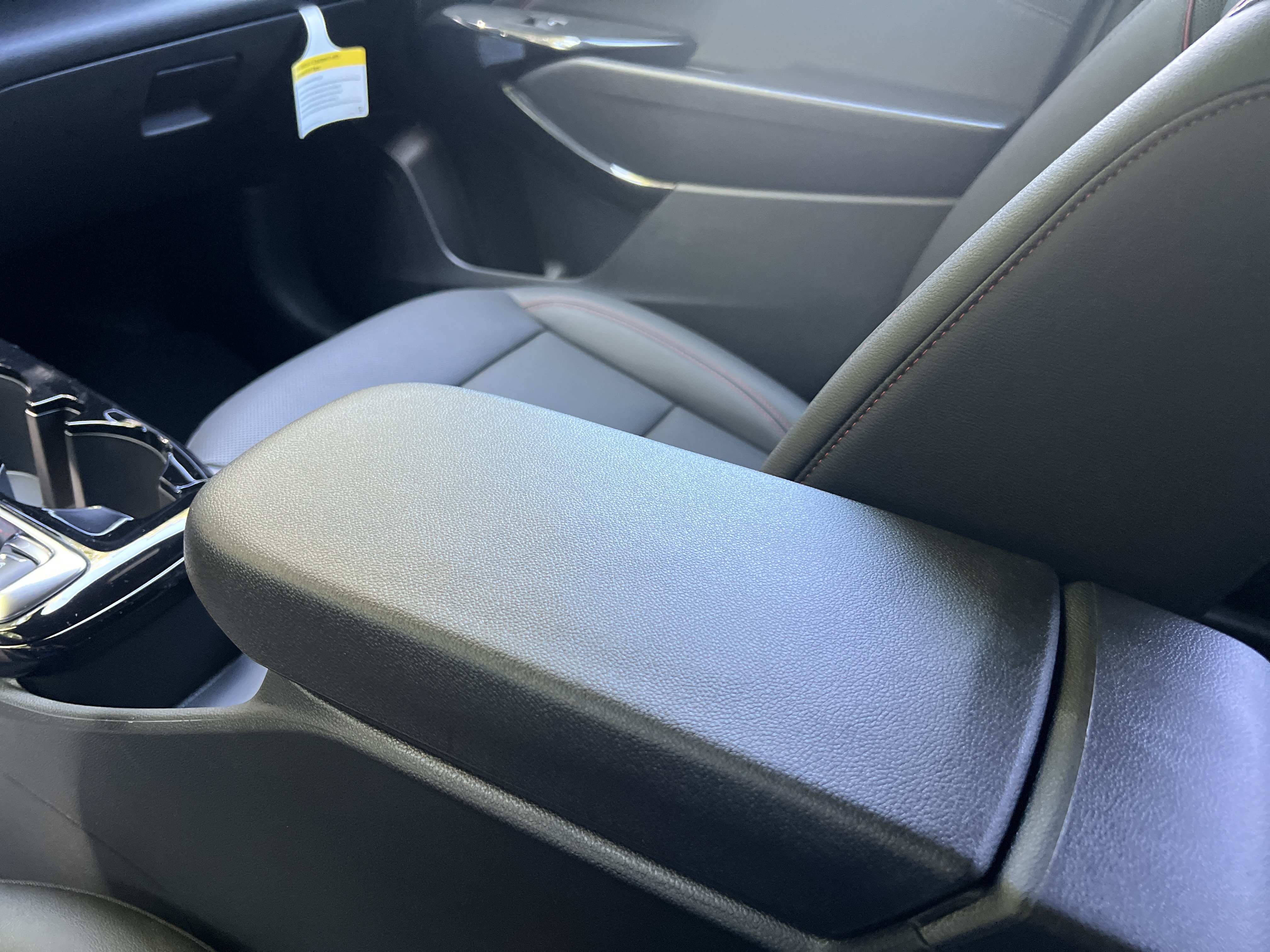 New 2026 Chevrolet Trax RS w/ Sunroof Package FWD image 29